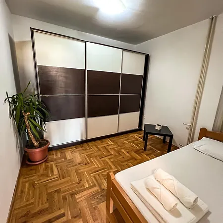 Centre Luxury *
